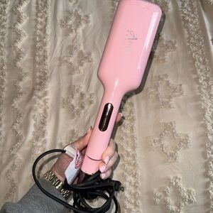 Pink Heated Paddle Hair Brush for Smooth Styling